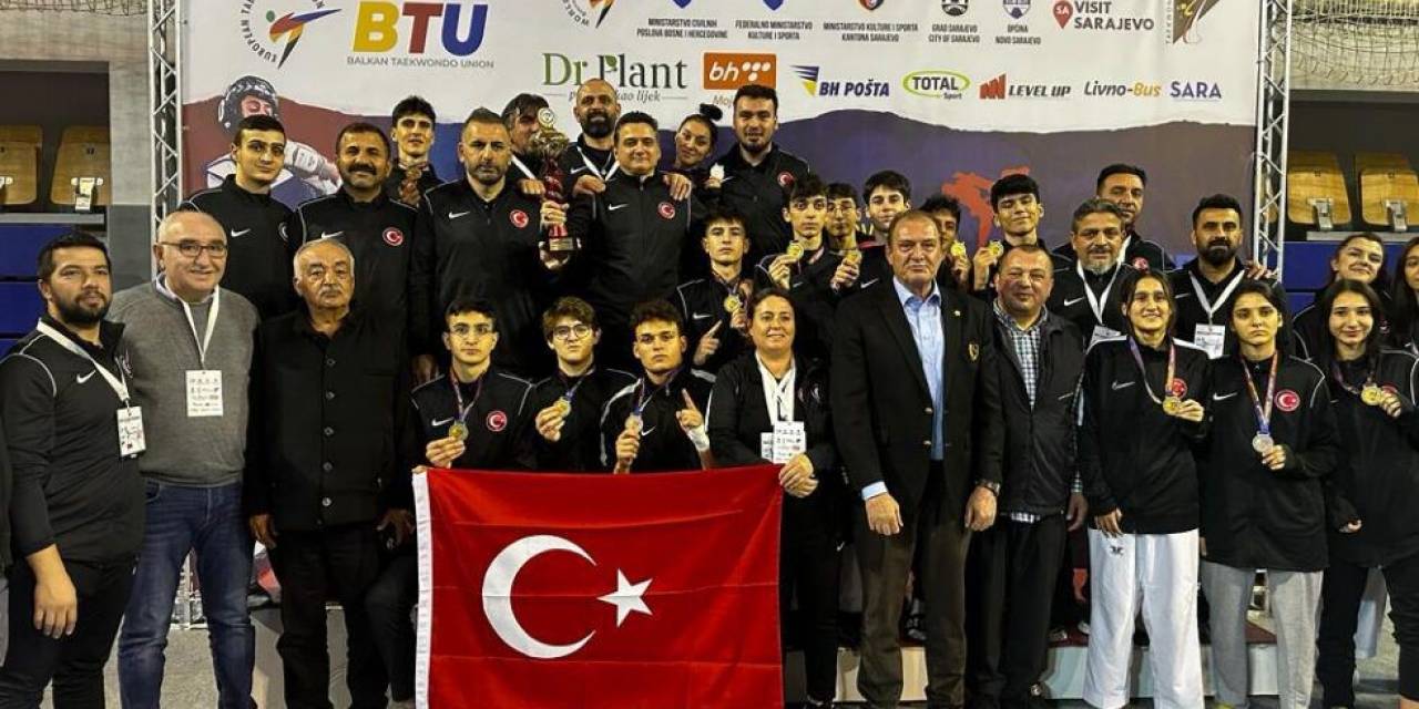 Burhaniyeli Tekvandocu Balkan Üçüncüsü Oldu