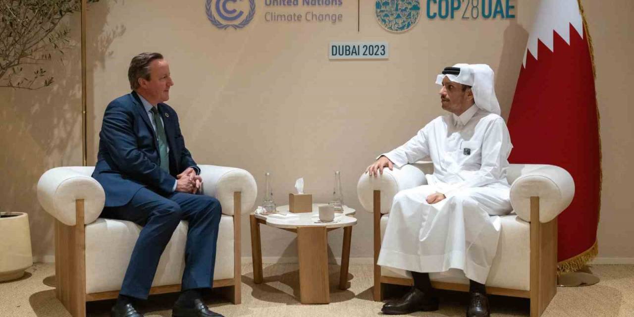 Katar Başbakanı Al Thani, İngiltere Dışişleri Bakanı Cameron İle Görüştü