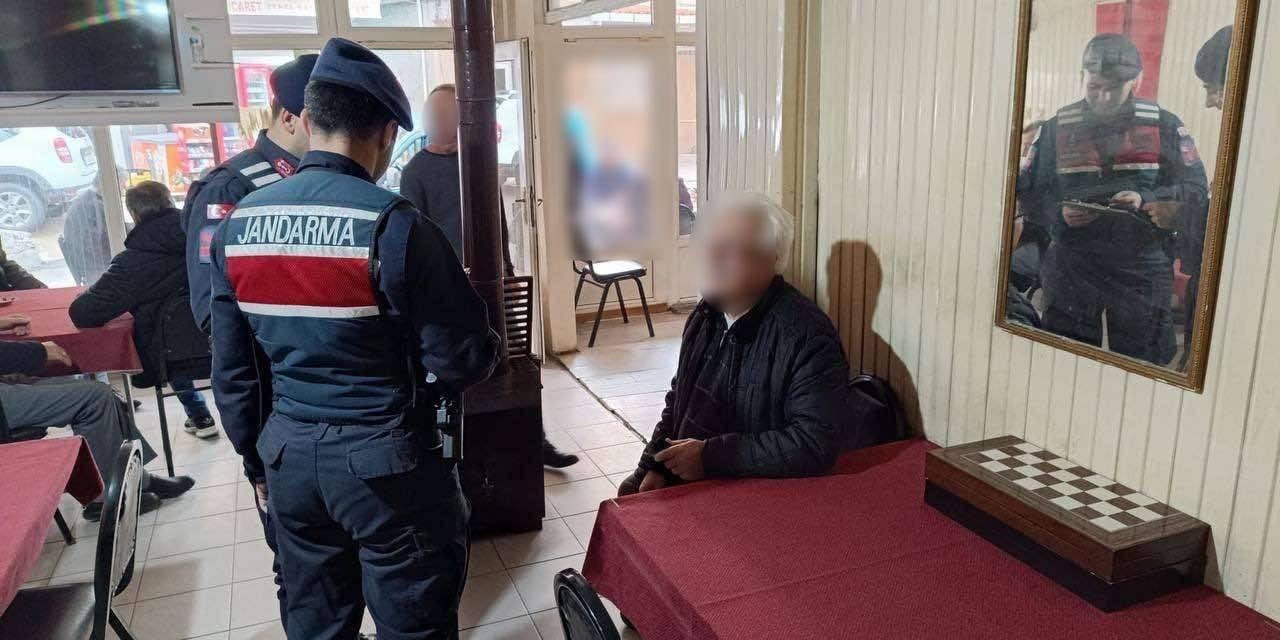 Jandarma Yakalama Kararı Bulunan 7 Şüpheliyi Yakaladı