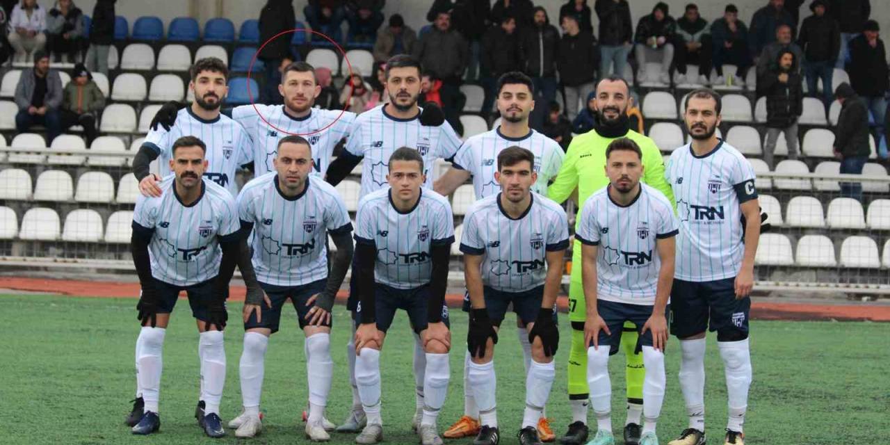 Başakpınarsporlu Oyuncuya 9 Maç Ceza