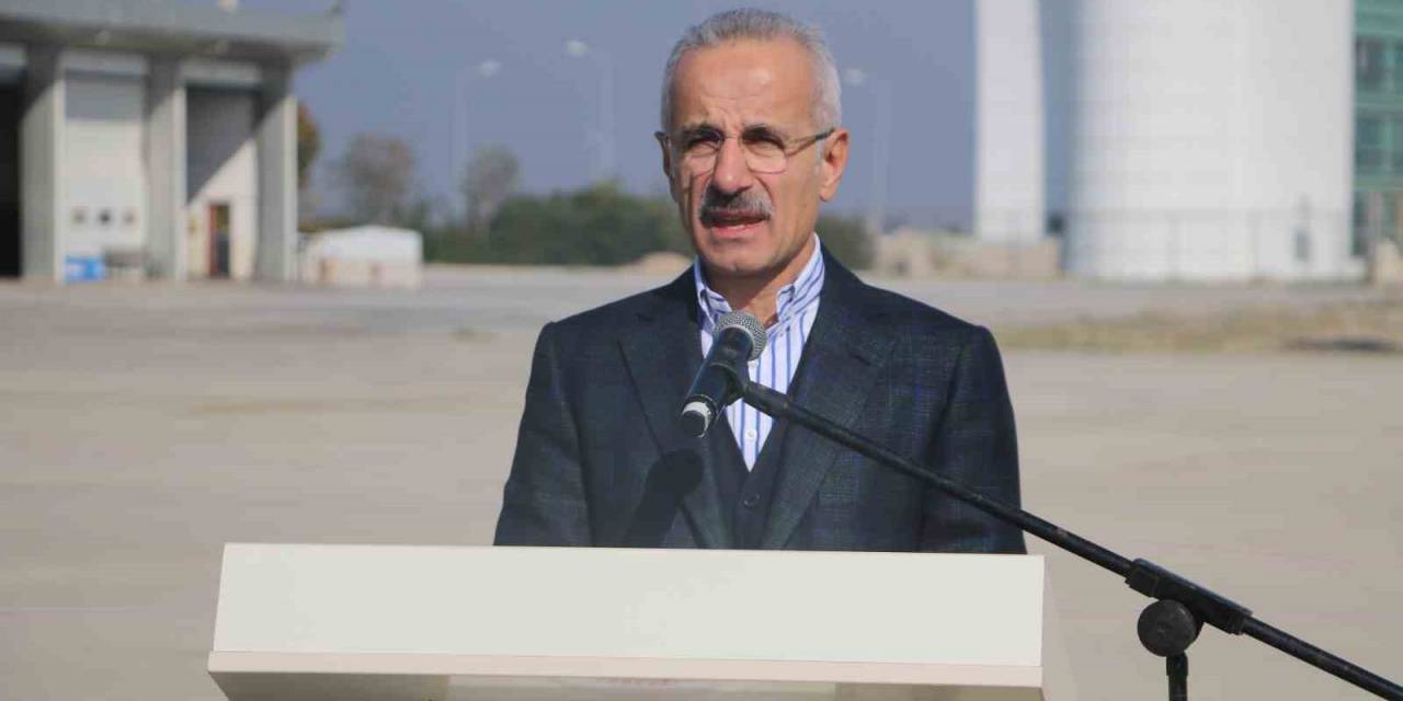 Uraloğlu, Hatay Havalimanı İçin Tarih Verdi