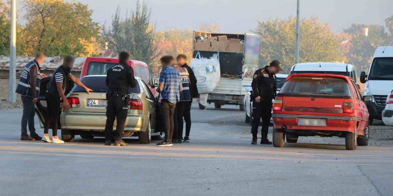 Erzincan’da Toplam 9 Yıl 10 Ay Hapis Cezası Olan 3 Kişi Yakalandı