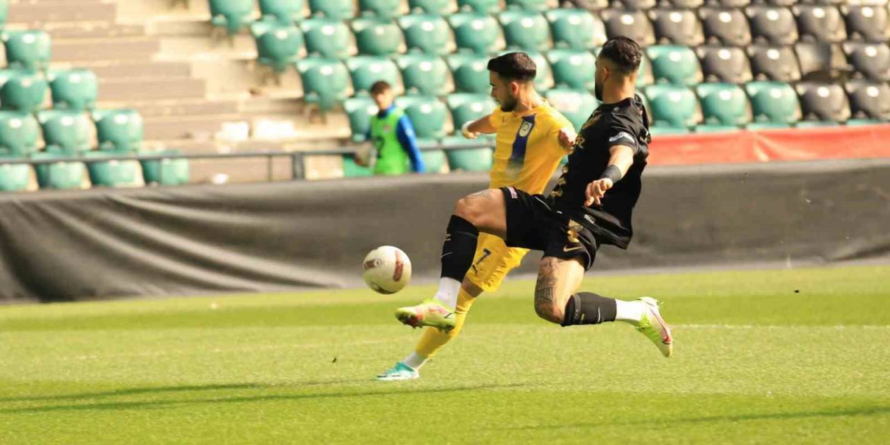 Tff 2. Lig: Belediye Derincespor: 0 - Iğdır Fk: 3