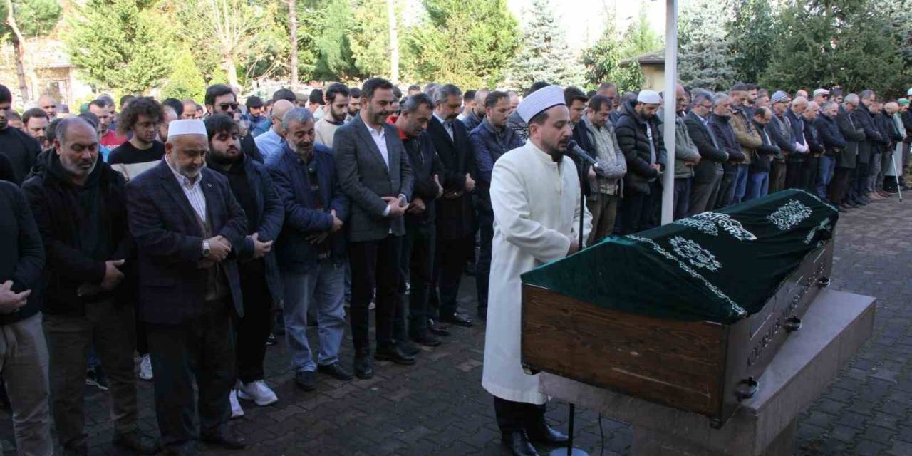 Trafik Kazasında Ölen Genç, Son Yolculuğuna Uğurlandı