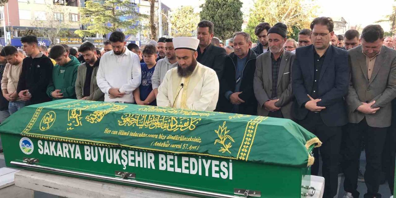 Bahçede Çalışırken Hayatını Kaybetmişti, Son Yolculuğuna Uğurlandı