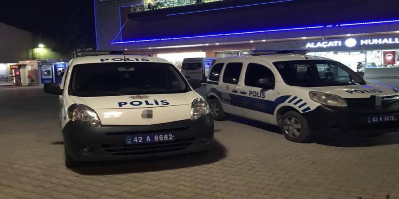 Konya’da Yürüyen Merdivende Düşen Çocuğun Parmakları Koptu