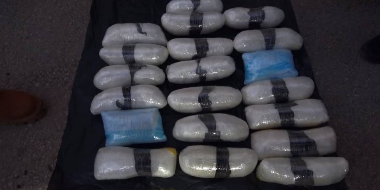 Polisten Kaçan Araçtan 12 Kilo 600 Gram Metamfetamin Çıktı