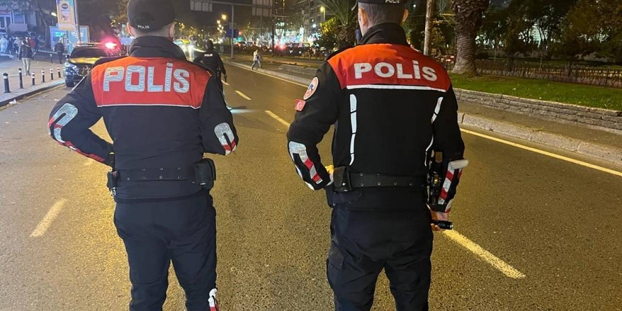 Fatih’te Helikopter Destekli Asayiş Uygulaması: 10 Gözaltı