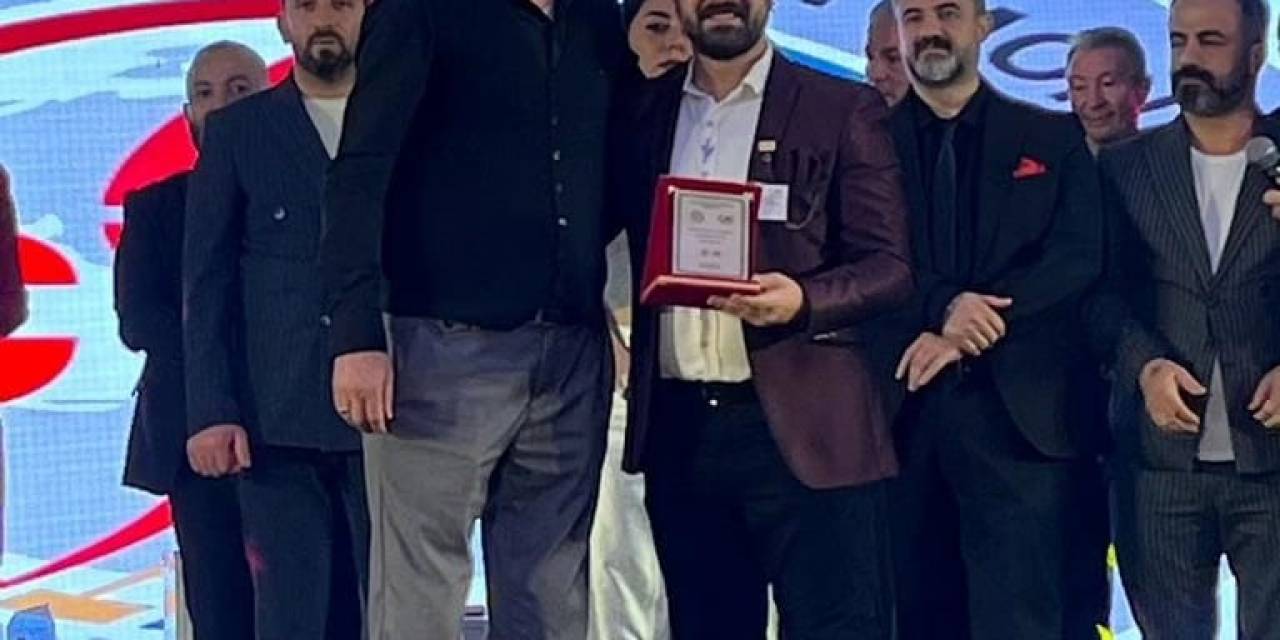 Eskişehirli Kuaför Uluslararası Yarışmada 4’üncü Oldu