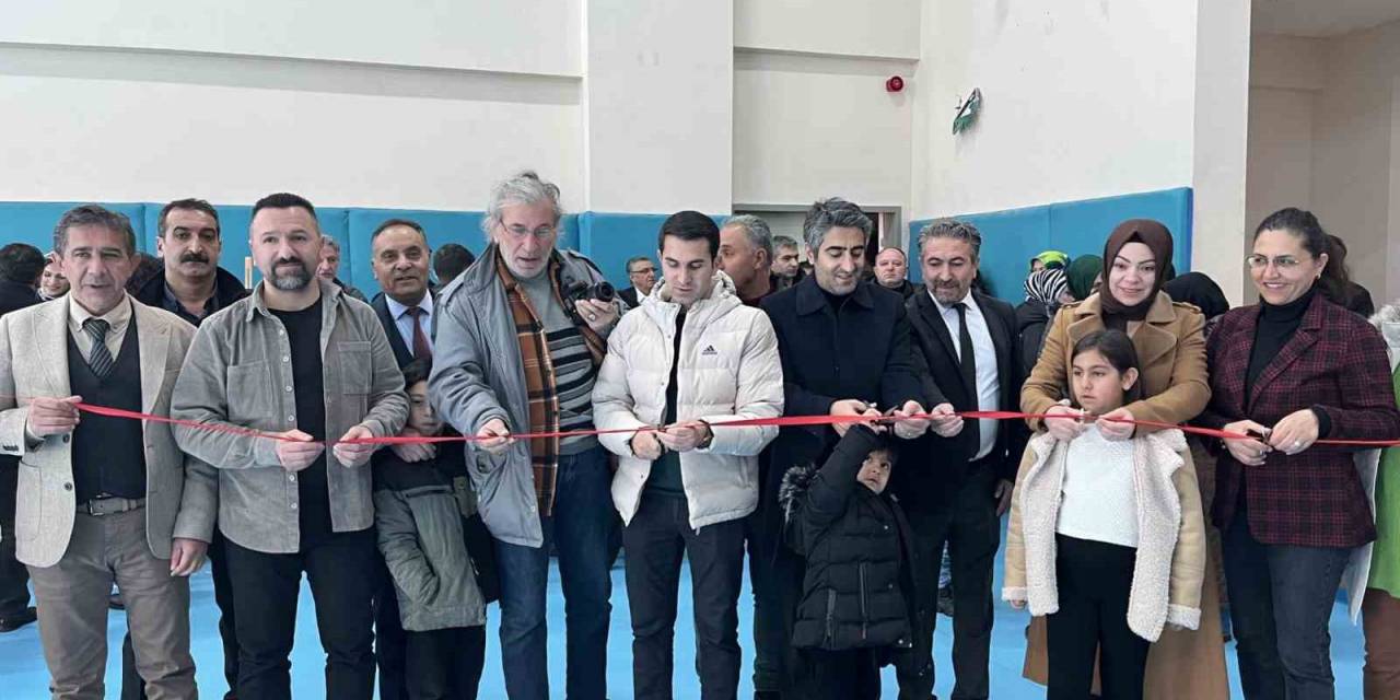 Sarıkamış’ta Resim Sergisinin Açılışı Yapıldı