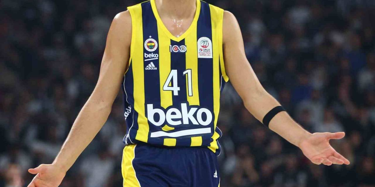Fenerbahçe: "Yam Madar’da Kısmi Görme Kaybı Şikayeti Oluşmuştur"