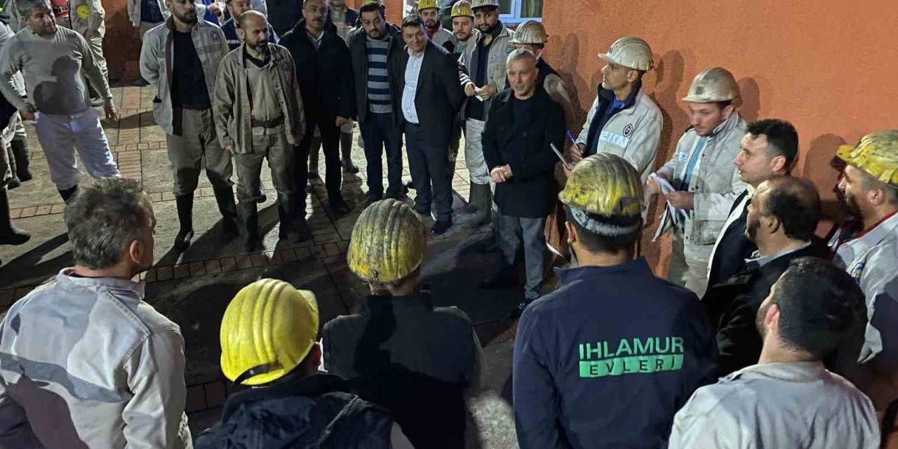 Madencilere Anlamlı Günde Sıcak Karşılama