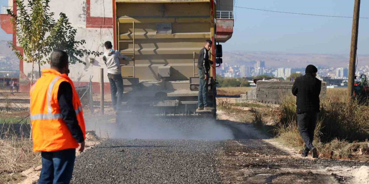 Haliliye’de Asfalt Atağı Sürüyor