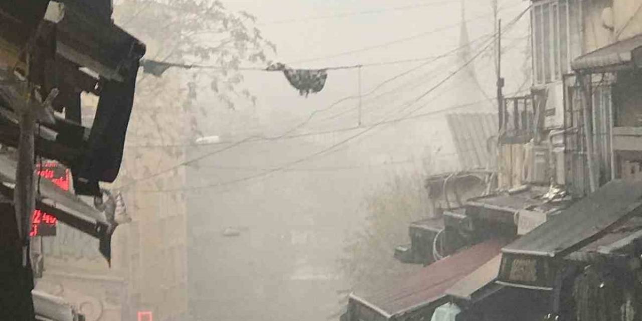 Fatih’te 6 Katlı Handa Yangın Paniği