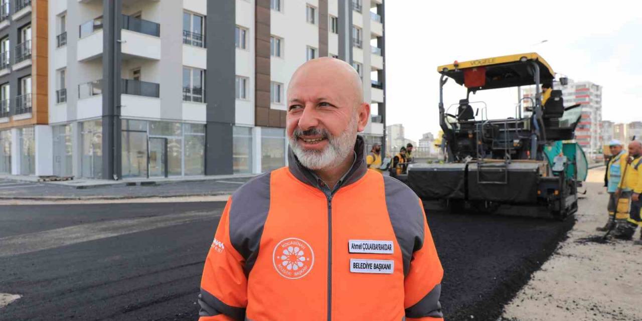 Başkan Çolakbayrakdar: "Kocasinanımızın Her Bir Noktasını Güzelleştiriyoruz"
