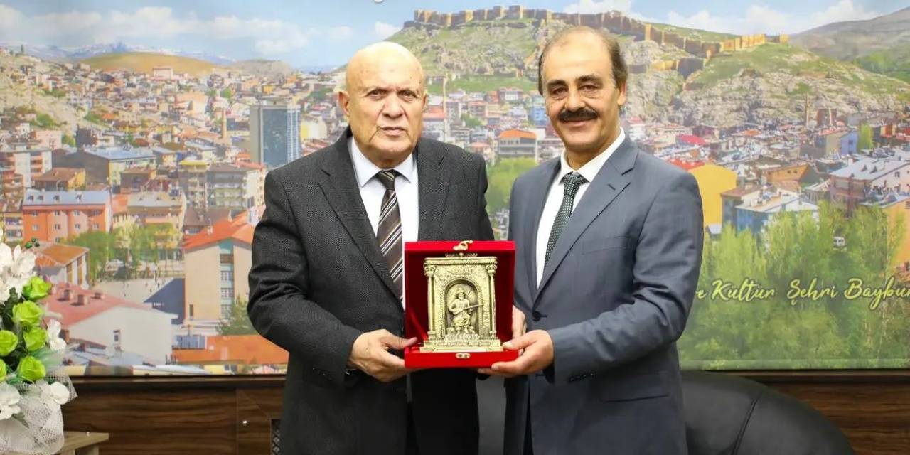 Ticaret İl Müdürü Zengin Başkan Pekmezci İle Vedalaştı