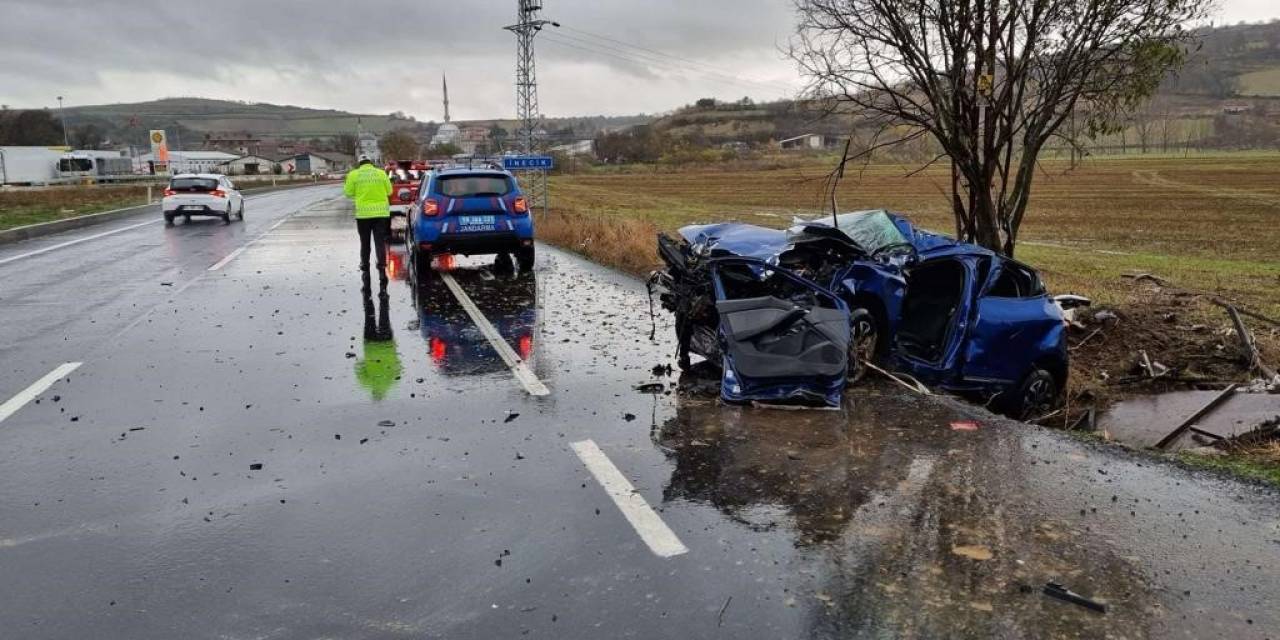 Tekirdağ’da Feci Kazada Sürücü Ağır Yaralandı