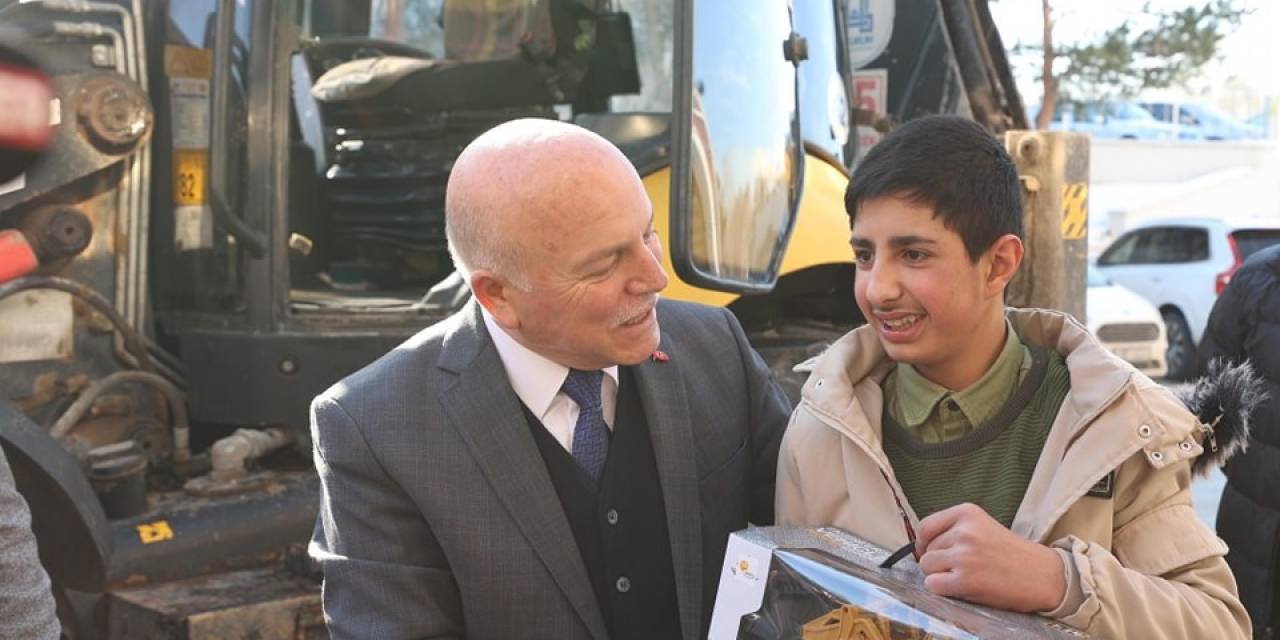 Furkan Hayaline Kavuştu