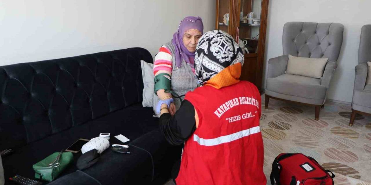 Kayapınar Belediyesi’nden 646 Kişiye Evde Bakım Hizmeti