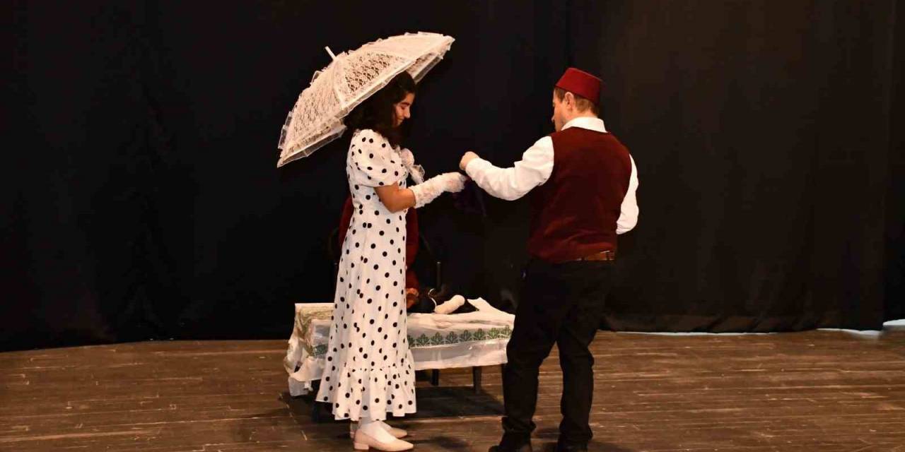 Engelli Bireyler Yeteneklerini Sergiledi