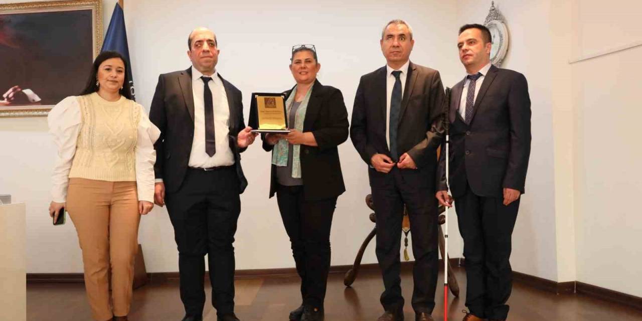 Başkan Çerçioğlu, Altı Nokta Körler Derneği’ni Ağırladı