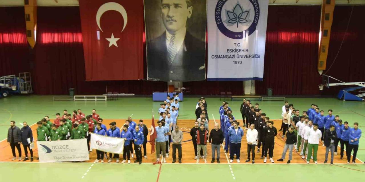 Ünıversıtelerarası Futbol Ve Hentbol Bölgesel Lig Müsabakaları Esogü’de Başladı