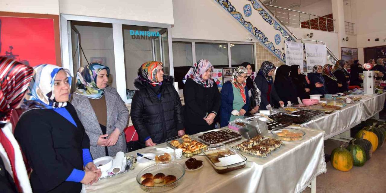 Engellilerden Ve Ailelerinden Filistin Yararına Etkinlik