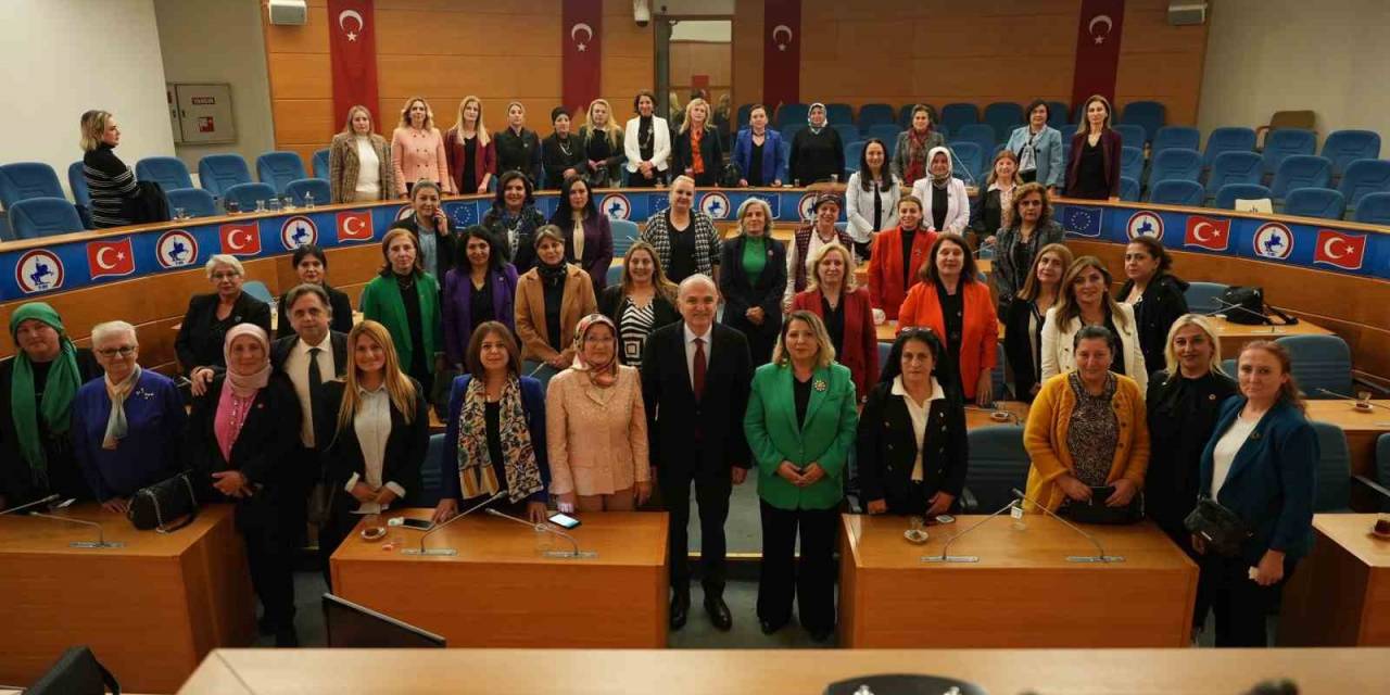 Kadın Muhtarlar Düzce’ye Hayran Kaldı