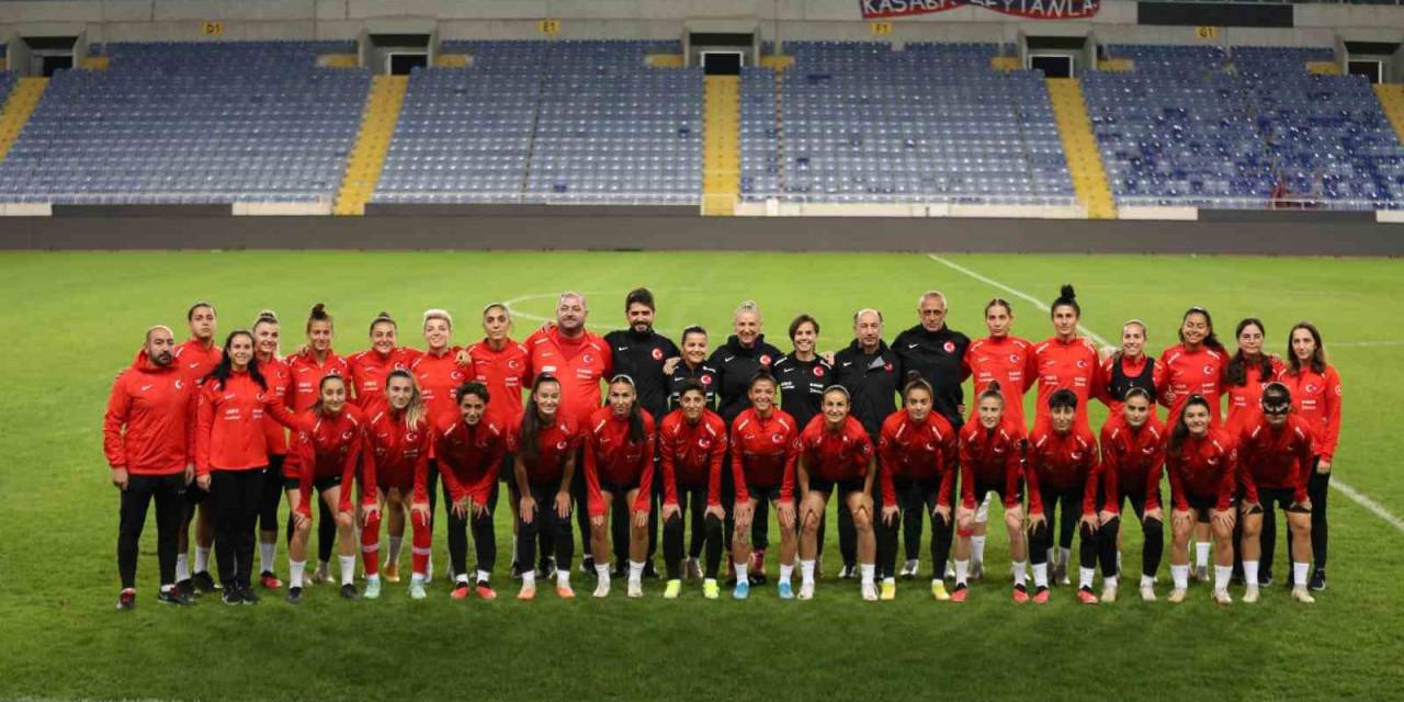 A Milli Kadın Futbol Takımı, 6’da 6 Yapmak İstiyor