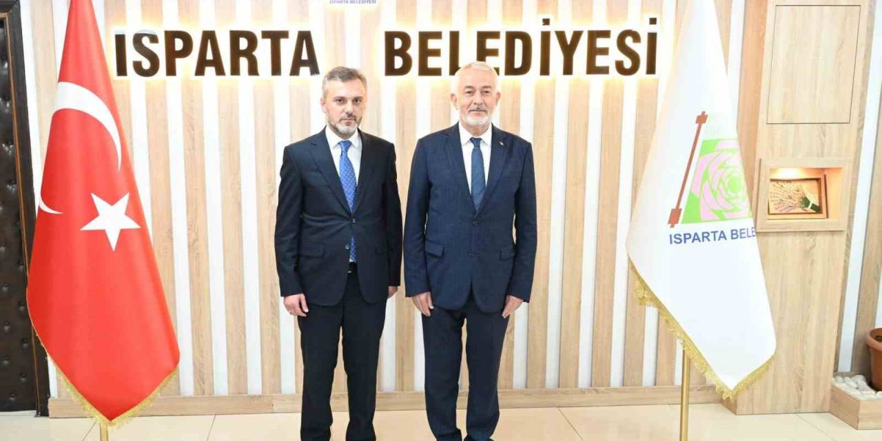 Ak Parti Genel Başkan Yardımcısı Kandemir’den Başkan Başdeğirmen’e: “5 Seneye 15 Senelik Hizmet Sığdırdınız, İyi Ki Varsınız”