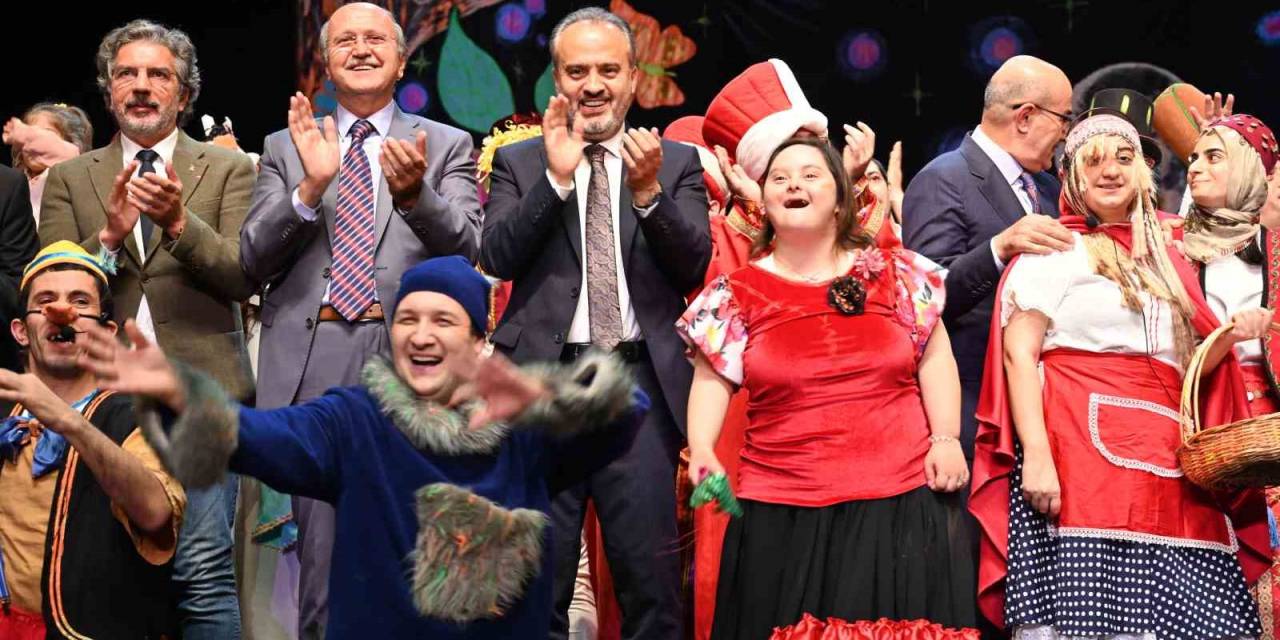 Bursa’da Engeller Sevgiyle Aşılıyor