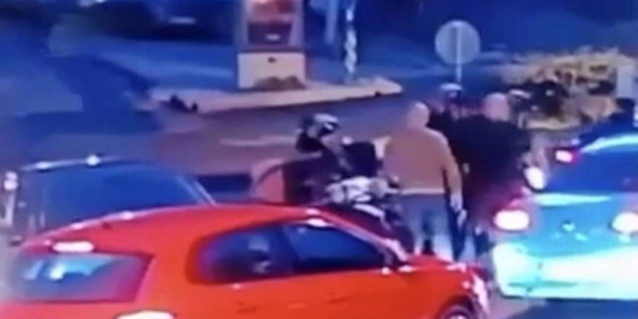 İstanbul’da Korku Dolu Anlar Kamerada: Taksicinin Başına Silah Dayadı
