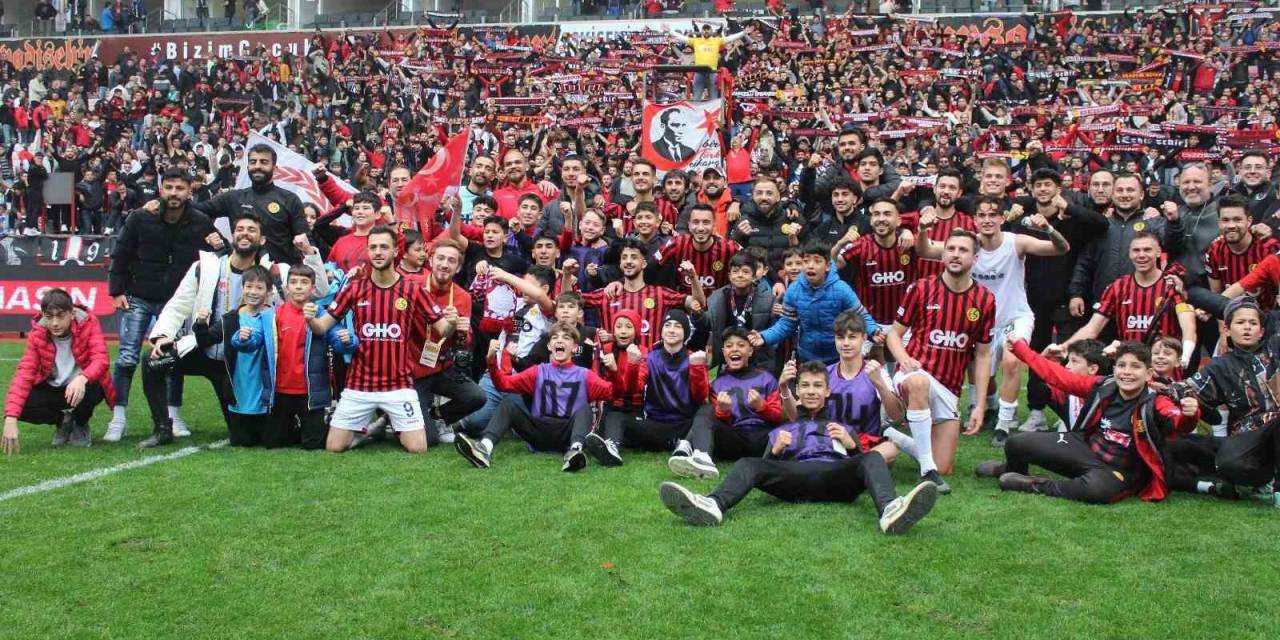 Eskişehirspor Liderlik Koltuğunu Bırakmıyor