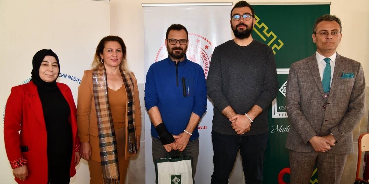 Usta Öğreticilere, Turistik Ve Hediyelik Eşya Tasarım Eğitimi