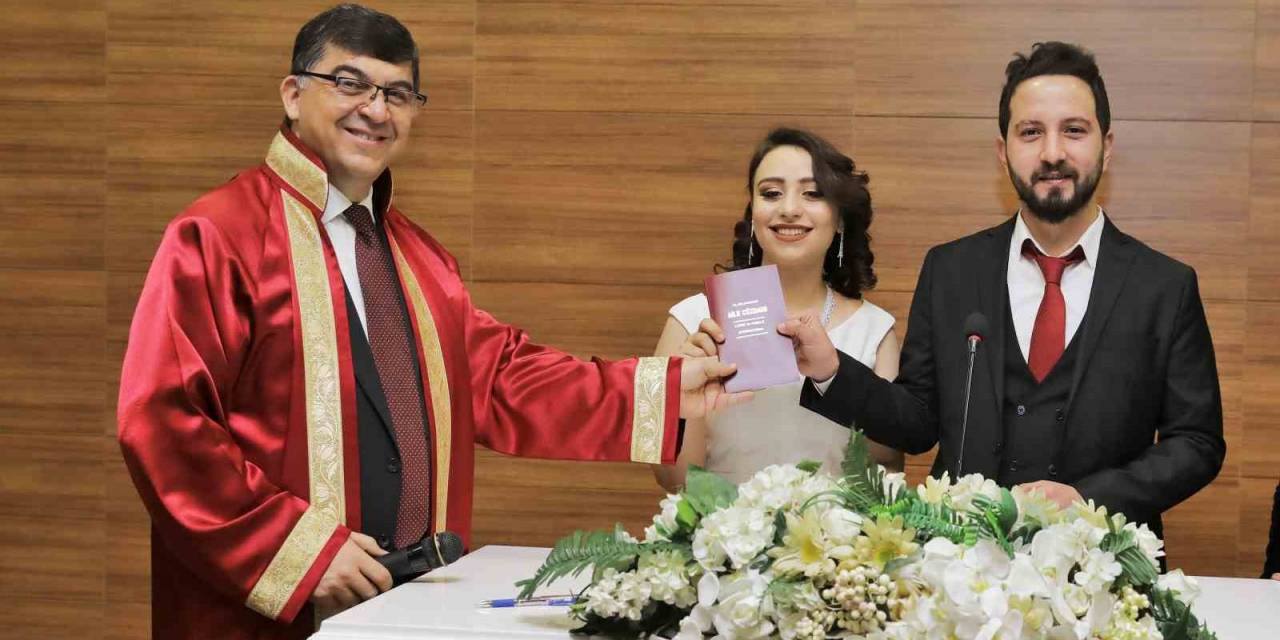 Şehitkamil Nikah Salonu’nda 23 Bin 801 Kişi Mutluluğa “Evet” Dedi