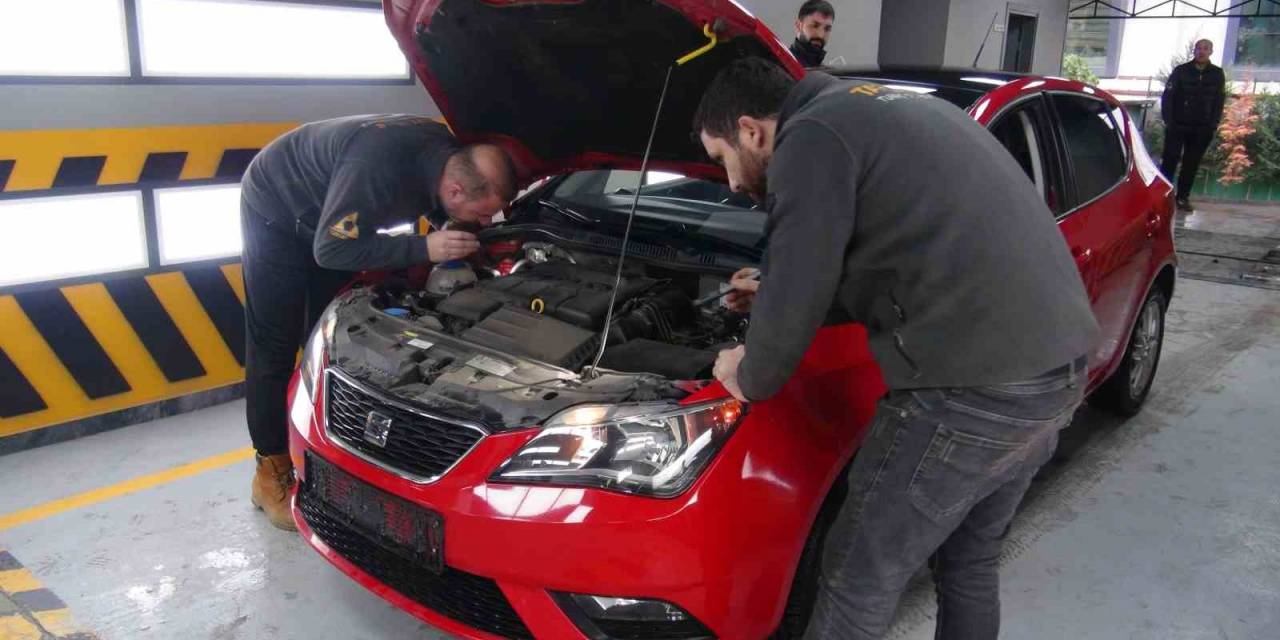 Otomobil Dolandırıcılarının Yeni Yöntemi: Depremde Hasar Gören Araçların Şaselerini Kullanıyorlar