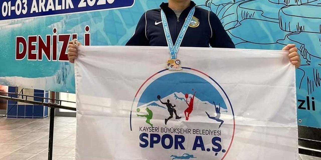 Kayserili Yüzücülerden 3 Madalya
