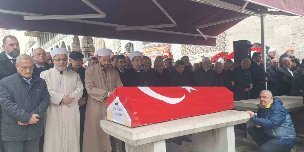 Eski Diyanet İşleri Başkanı Doğan, İstanbul’da Toprağa Verildi