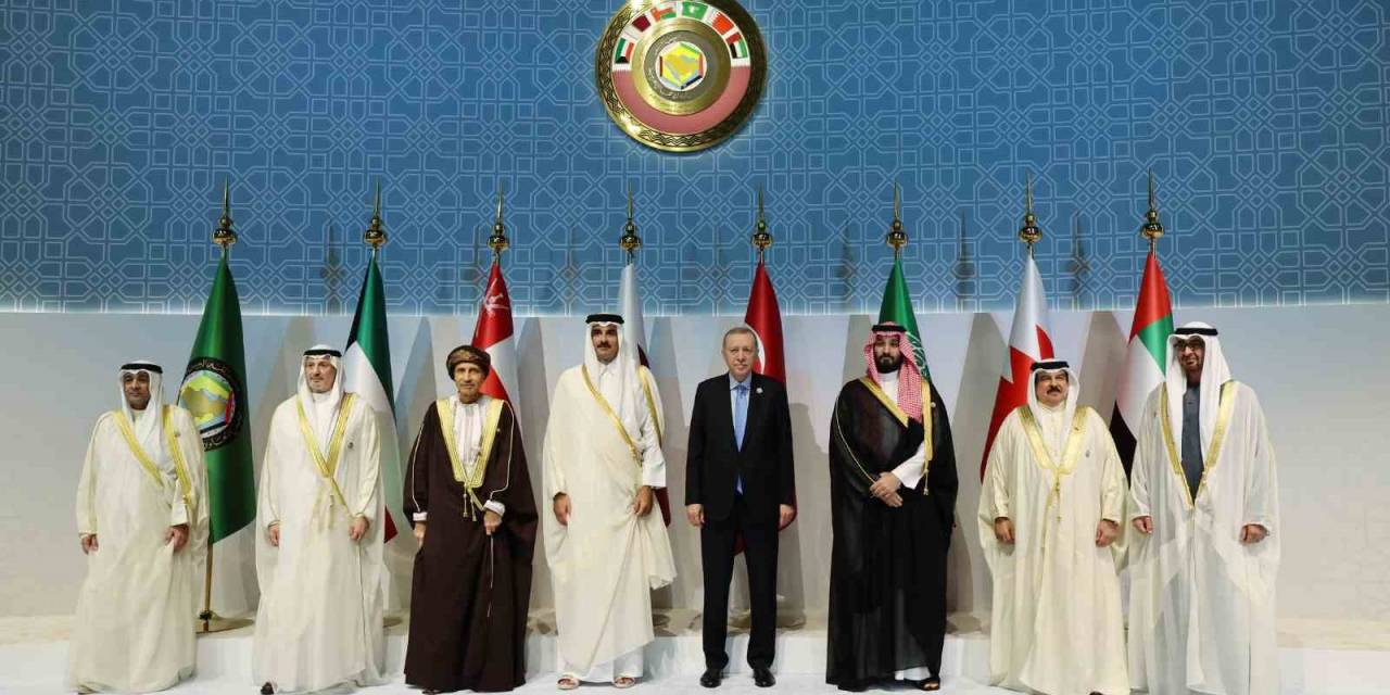 Erdoğan: “Netanyahu Yönetimi, Siyasi Ömrünü Uzatmak Uğruna Tüm Bölgemizin Güvenliğini, Geleceğini Tehlikeye Atıyor”