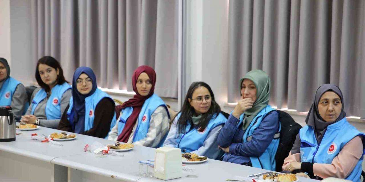 Türkiye Diyanet Vakfı “Dünya Gönüllüler Günü”nü Kutladı