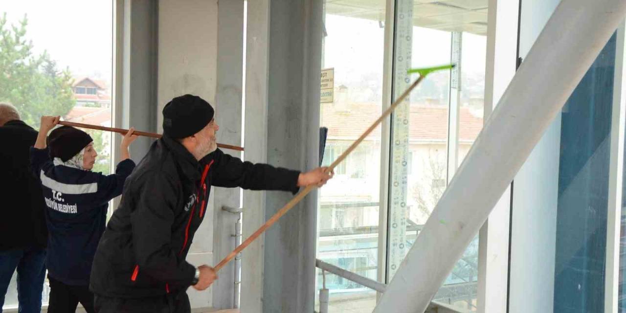 Bozüyük’te Yoğun Temizlik Mesaisi