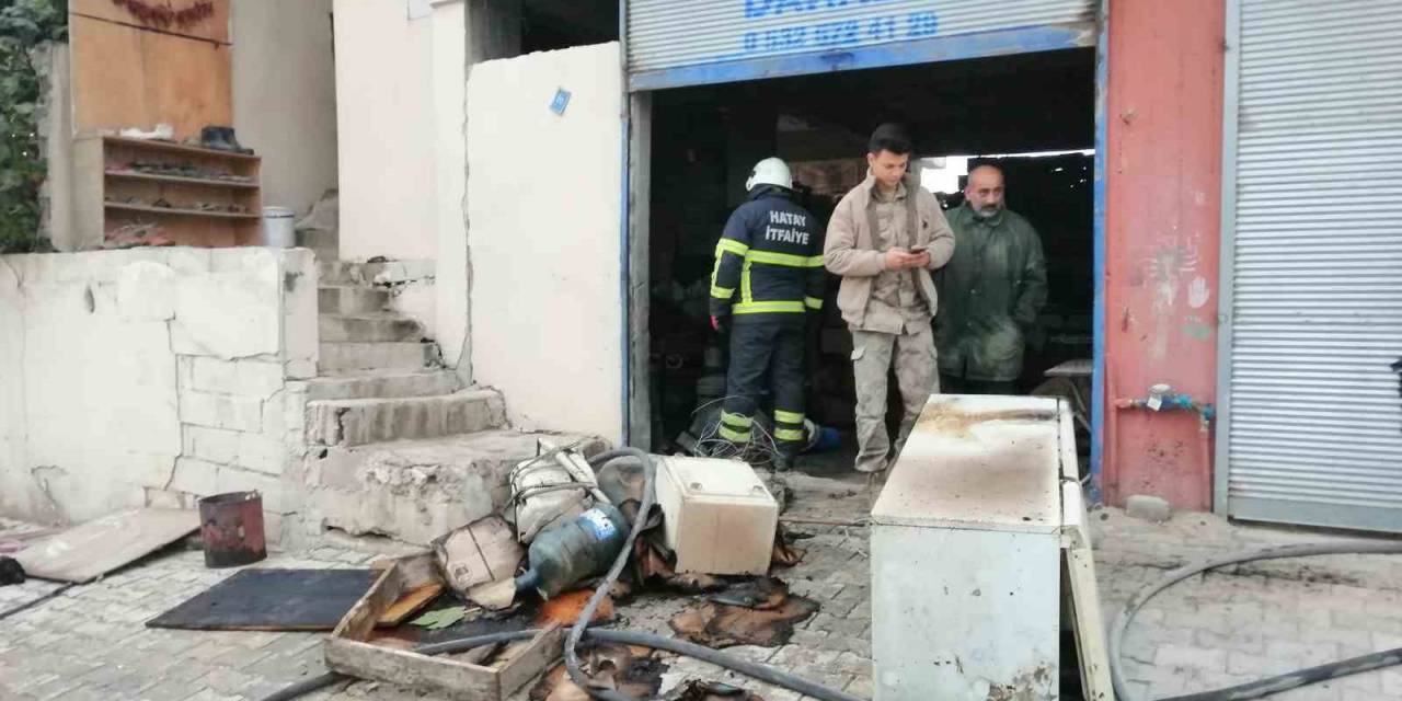 Hatay’da Çıkan Ev Yangınına İtfaiye Müdahale Etti