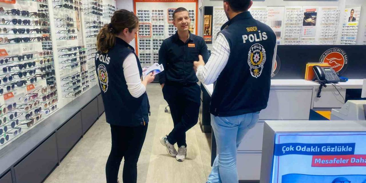 Kütahya Siber Suçlarla Mücadele Şube Müdürlüğü 309 Avm Çalışanını Bilgilendirdi