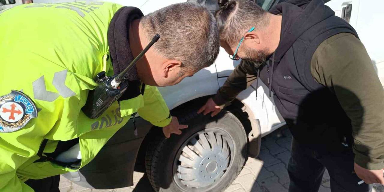 Sandıklı’da Kış Lastiği Uygulaması