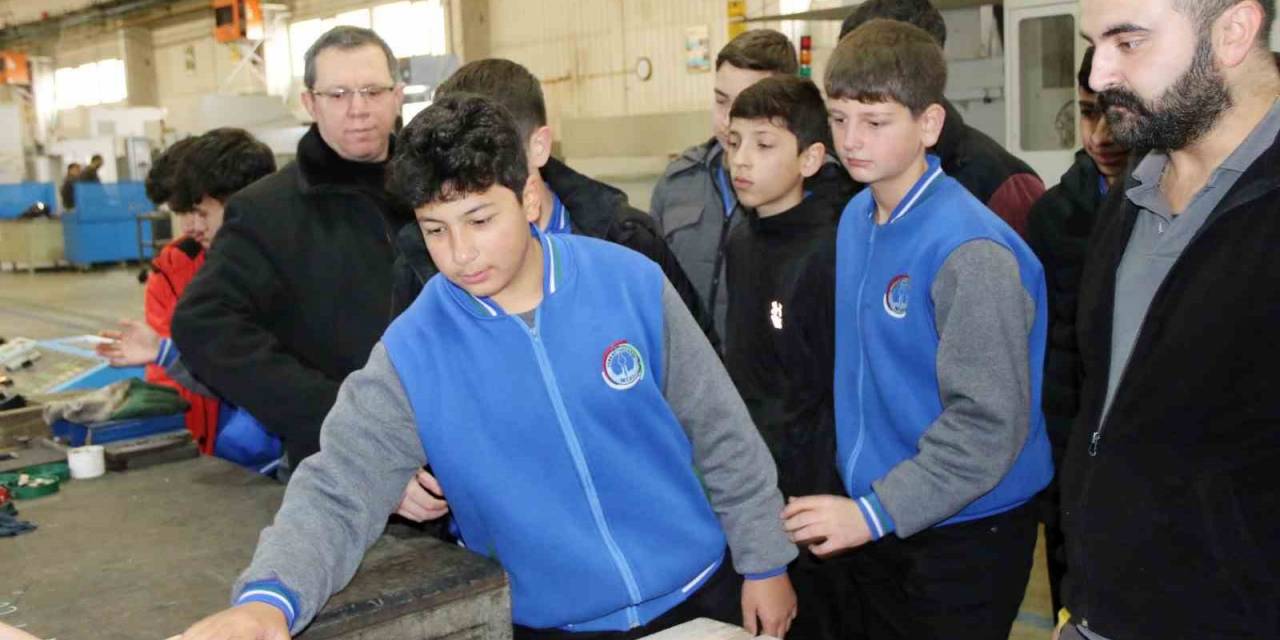 Tobb Kütahya Osb Mtal Öğrencileri, Sanayi Bölgesindeki Fabrikaları Ziyaret Ediyor