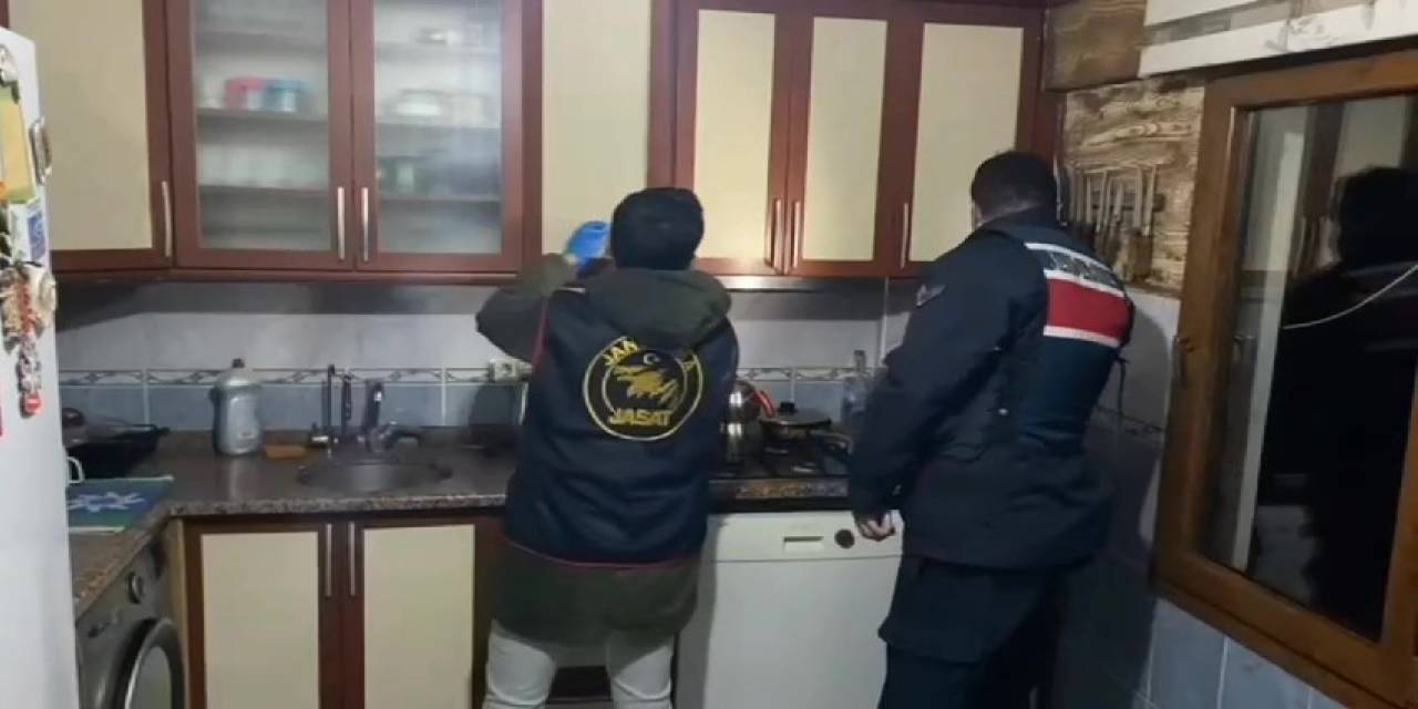 Balıkesir’de Silah Ticareti Yapan 17 Kişi Yakalandı