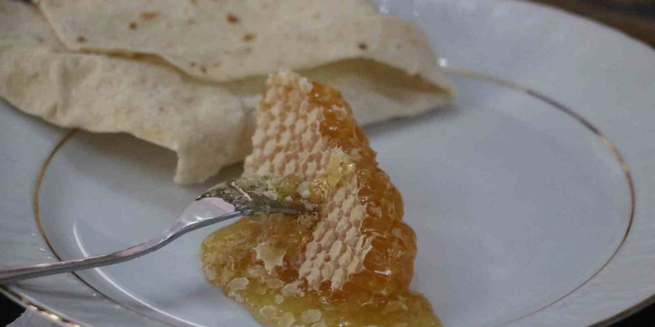 İlaç Niyetine Tüketilen Divriği Balı Anzer Balıyla Yarışıyor