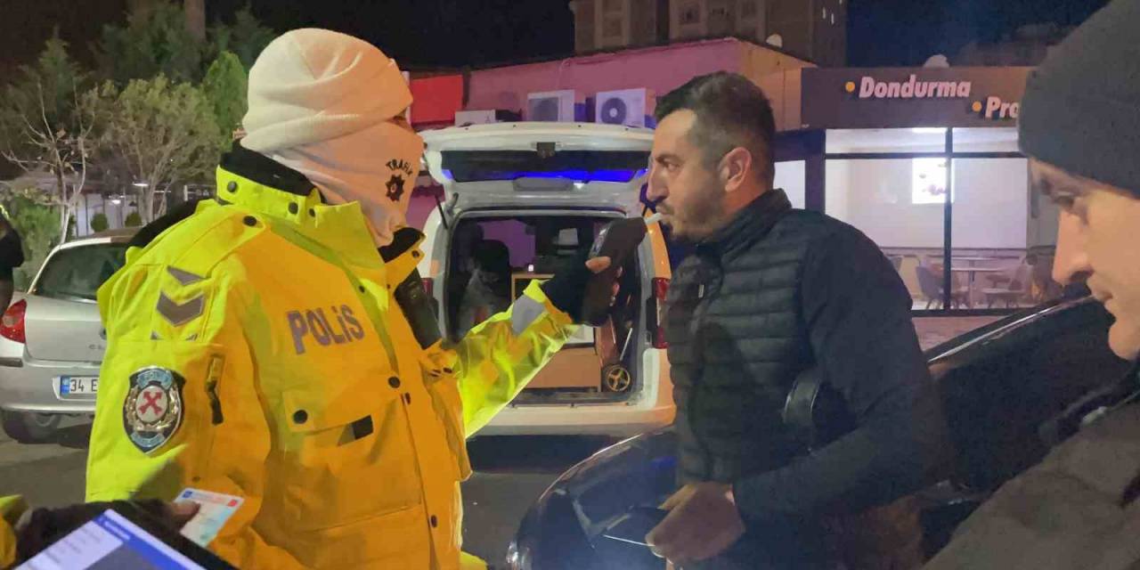 Polis Ekiplerinden Alkol Denetimi: "7 Yıldır Bu Anı Bekliyorum"