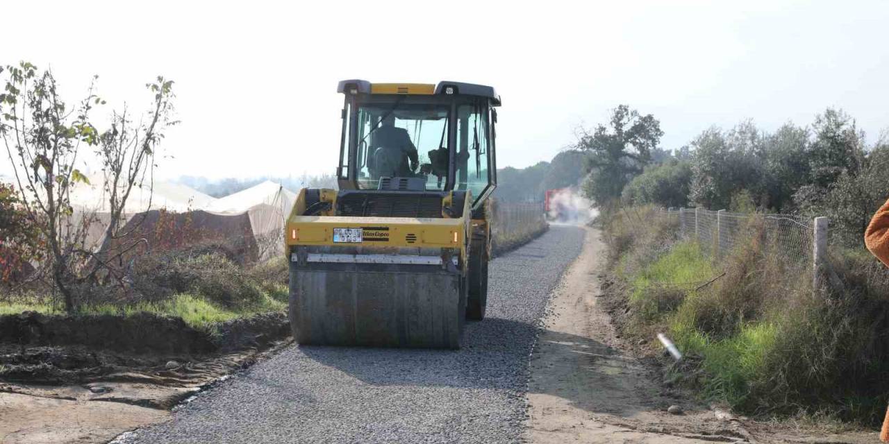 Efeler’in Yolları Yenileniyor