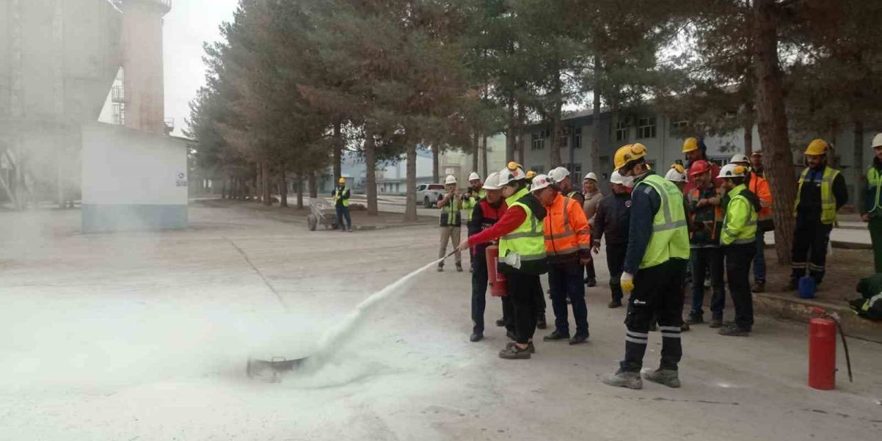 Siirt’te Çimento Fabrikasında Acil Durum Tatbikatı